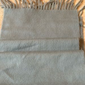NWOT LIGHT BLUE SCARF